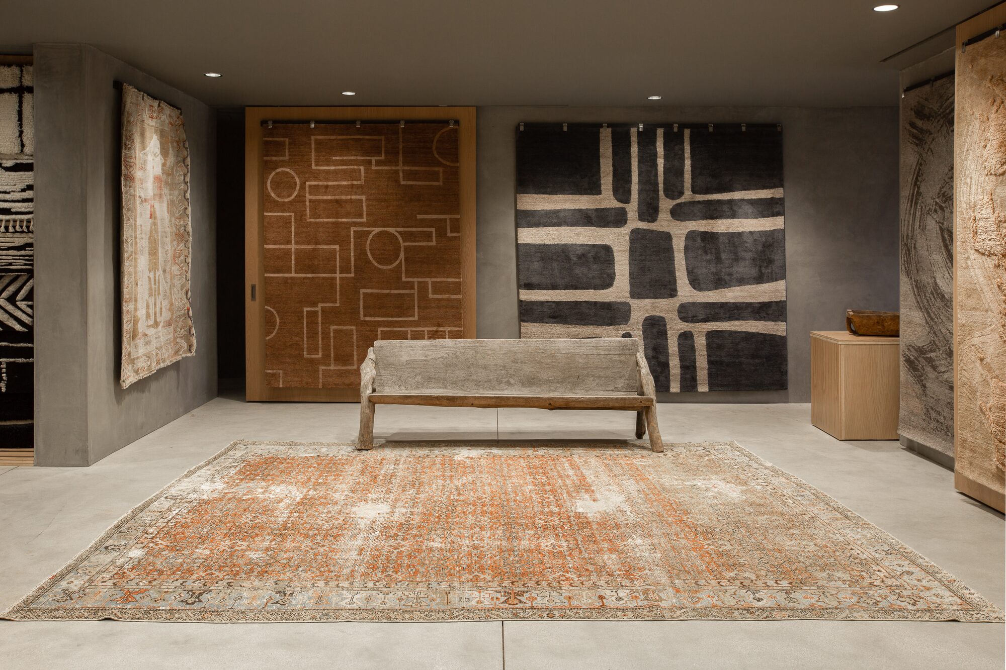 What Interior Designers Should Expect From a Rug Trade Partner