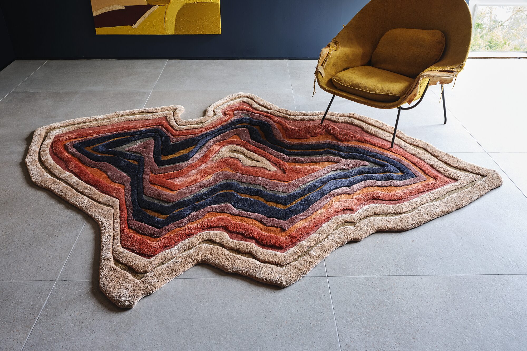 Irregular-Shaped Rugs: How Designers Use Shape to Define a Space