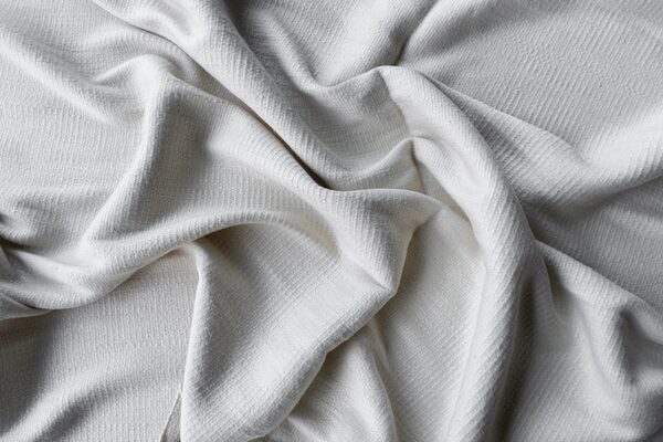 Tibetan Wool vs. New Zealand Wool: A Designer's Guide to Rug Wool