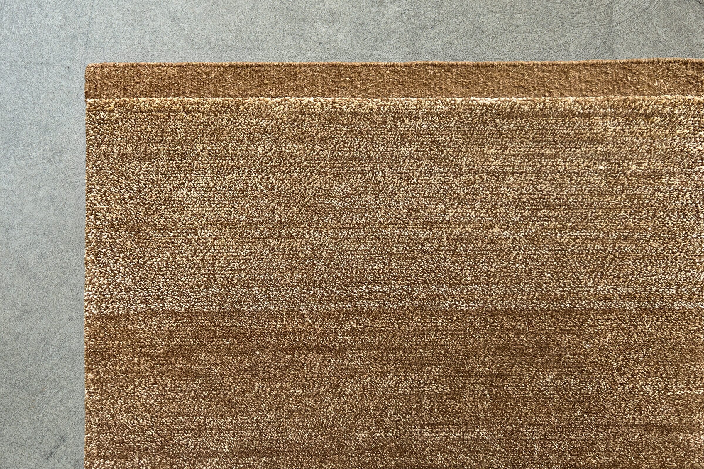 ALLO/WOOL - VICUNA rug from the New Textures series by WOVEN