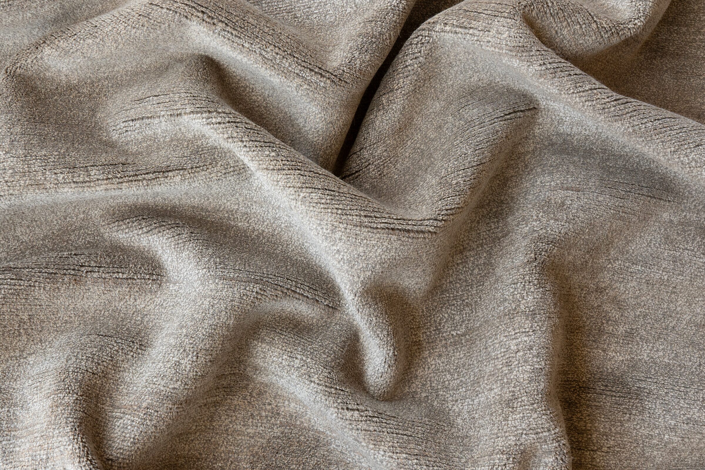 ALLO/WOOL - DOVE rug from the textures series by WOVEN