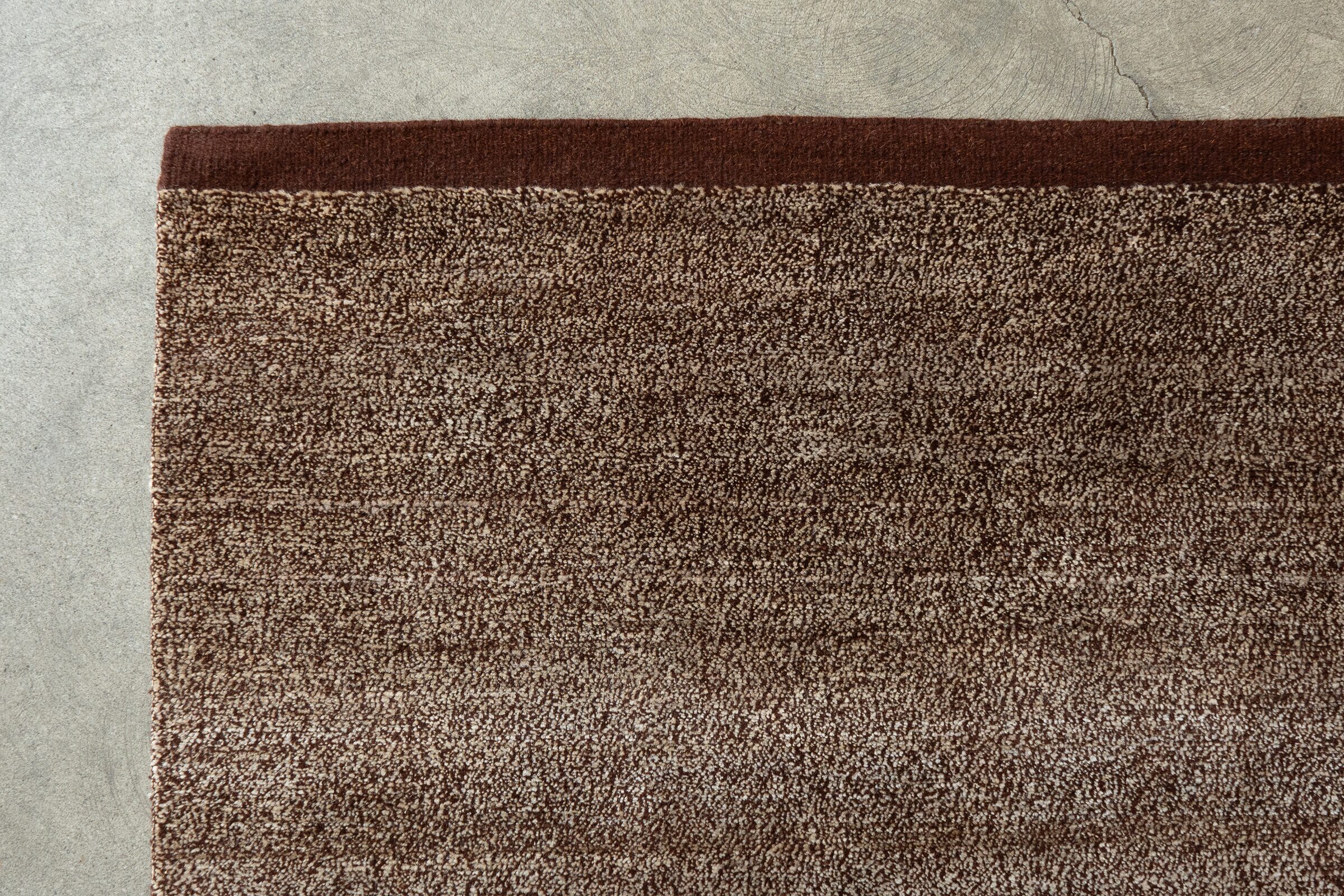 ALLO/WOOL - MAHOGANY rug from the textures series by WOVEN