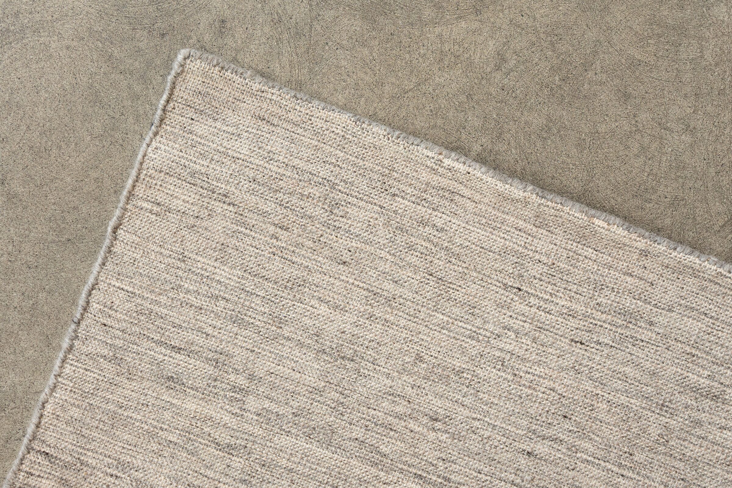 FINE FLATWEAVE - GREY (UNDYED) rug from the Eco-Friendly series by WOVEN