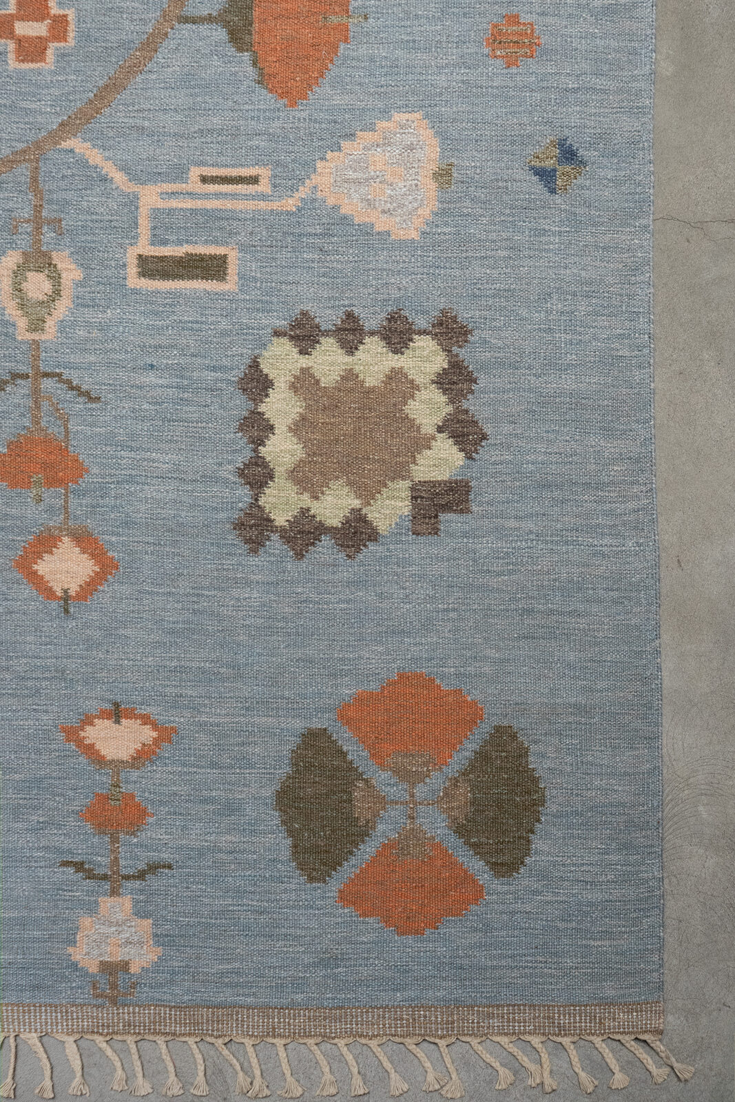 LYS - BLUEBELL rug from the STUDIO WOVEN series by WOVEN