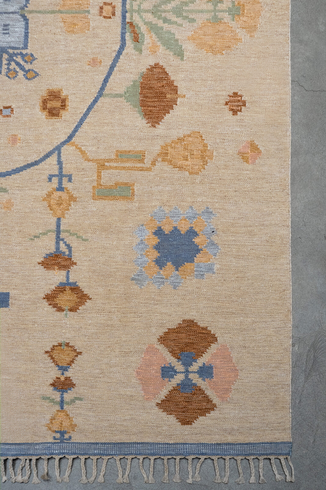 LYS - MEADOW rug from the STUDIO WOVEN series by WOVEN