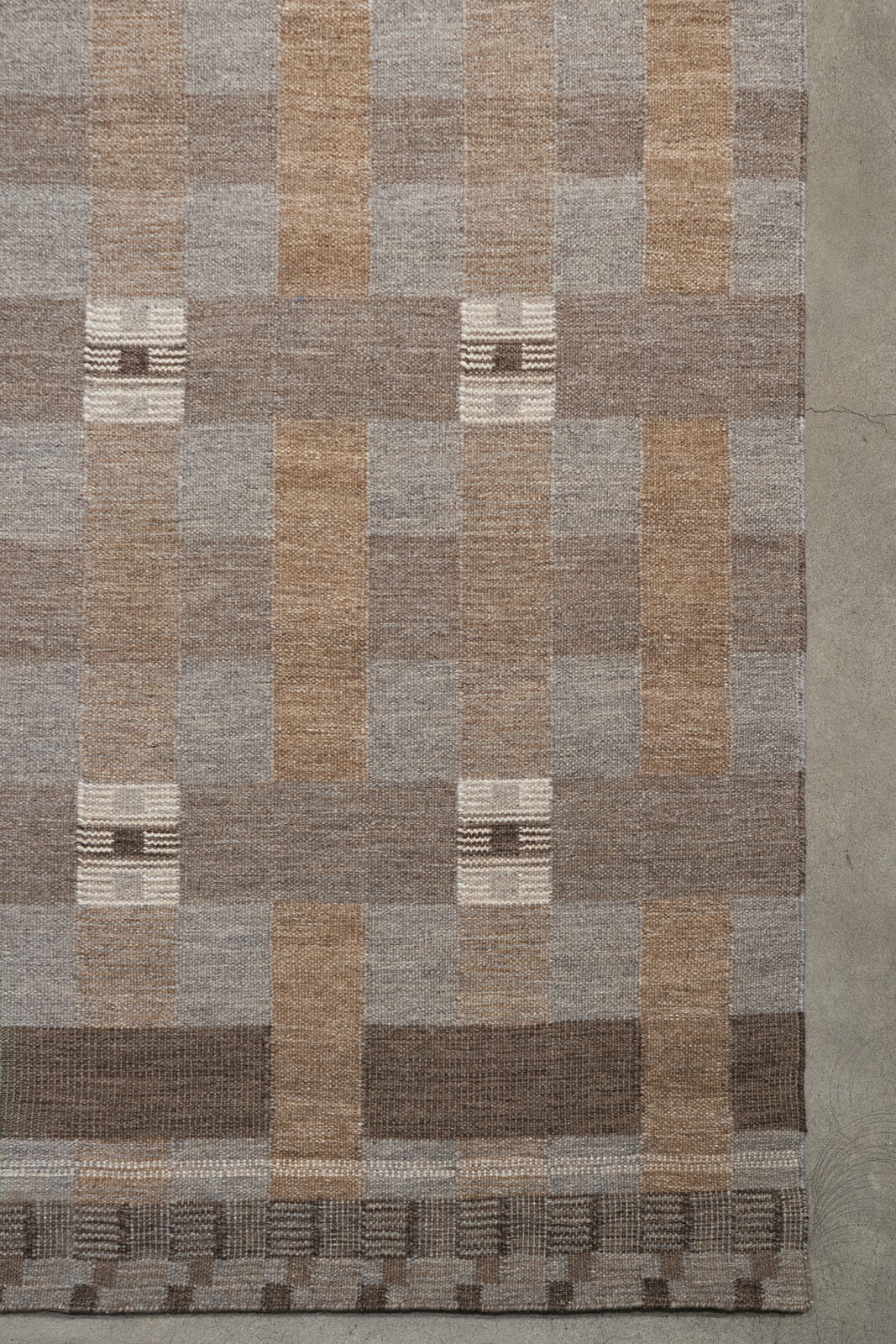 TAKT - DOVE rug from the STUDIO WOVEN series by WOVEN