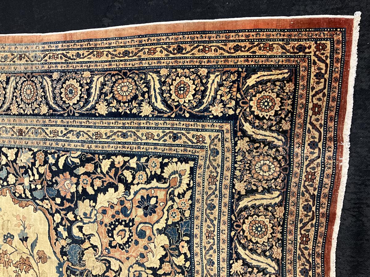Tabriz Haji Jalili / 10188 rug from the tabriz haji jalili series by WOVEN