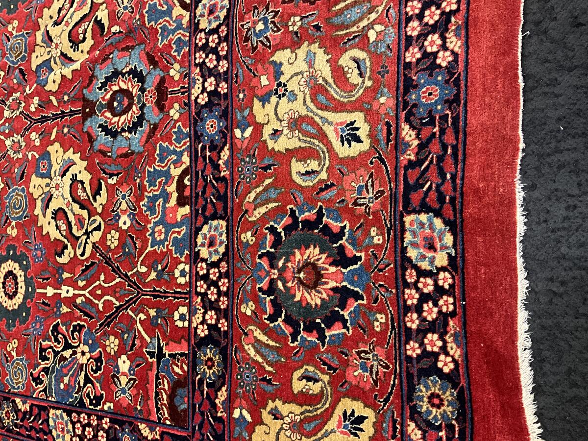 Tabriz / 10703 rug from the tabriz series by WOVEN