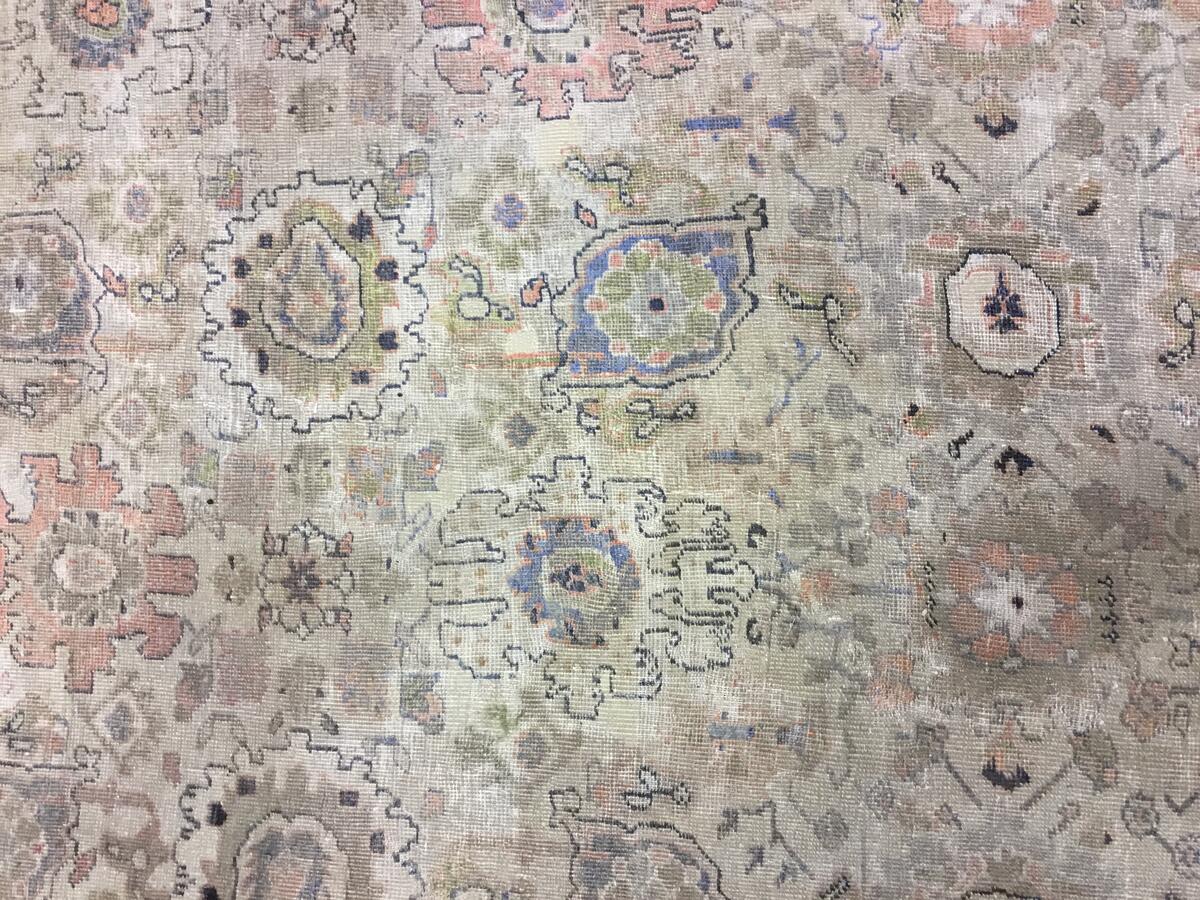 Sultanabad / 10706 rug from the sultanabad series by WOVEN