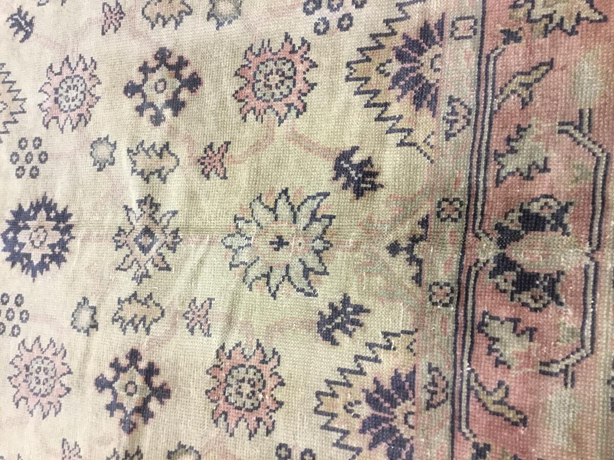 Oushak / 11040 rug from the oushak series by WOVEN