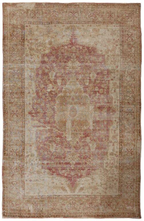 Agra / 11540 rug from the agra series by WOVEN