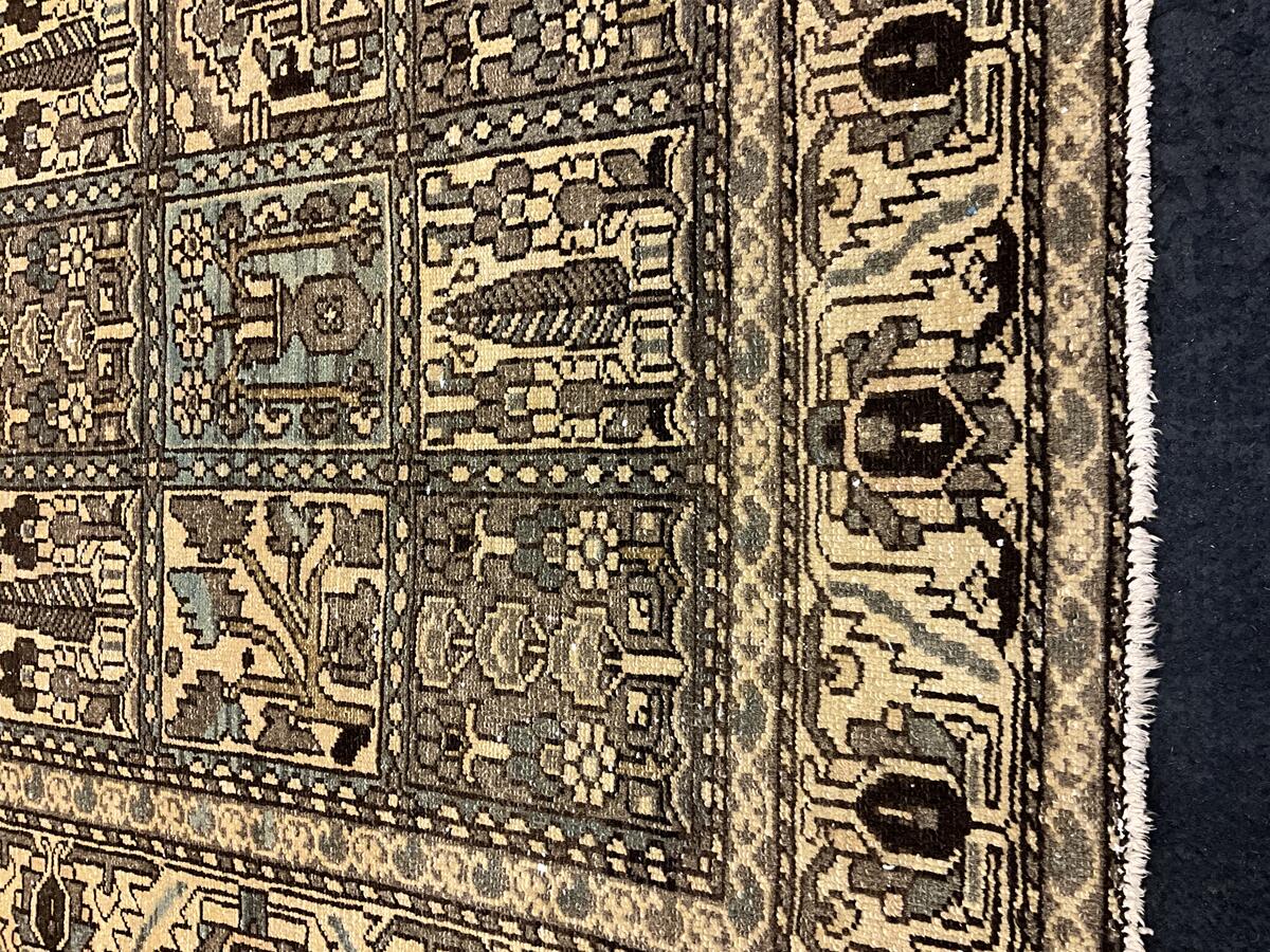 Bakhtiari / 11980 rug from the bakhtiari series by WOVEN