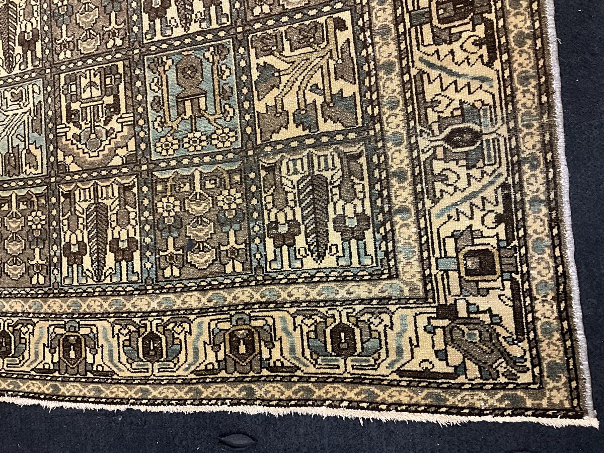 Bakhtiari / 11980 rug from the bakhtiari series by WOVEN