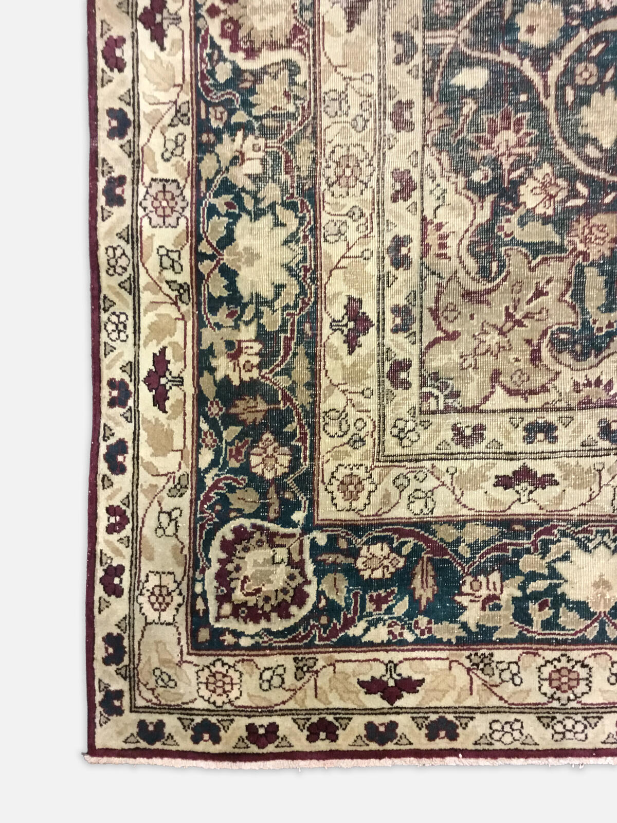 Oushak Vintage / 13831 rug from the turkish series by WOVEN