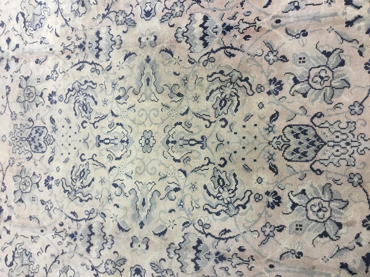 European / 13930 rug from the european series by WOVEN