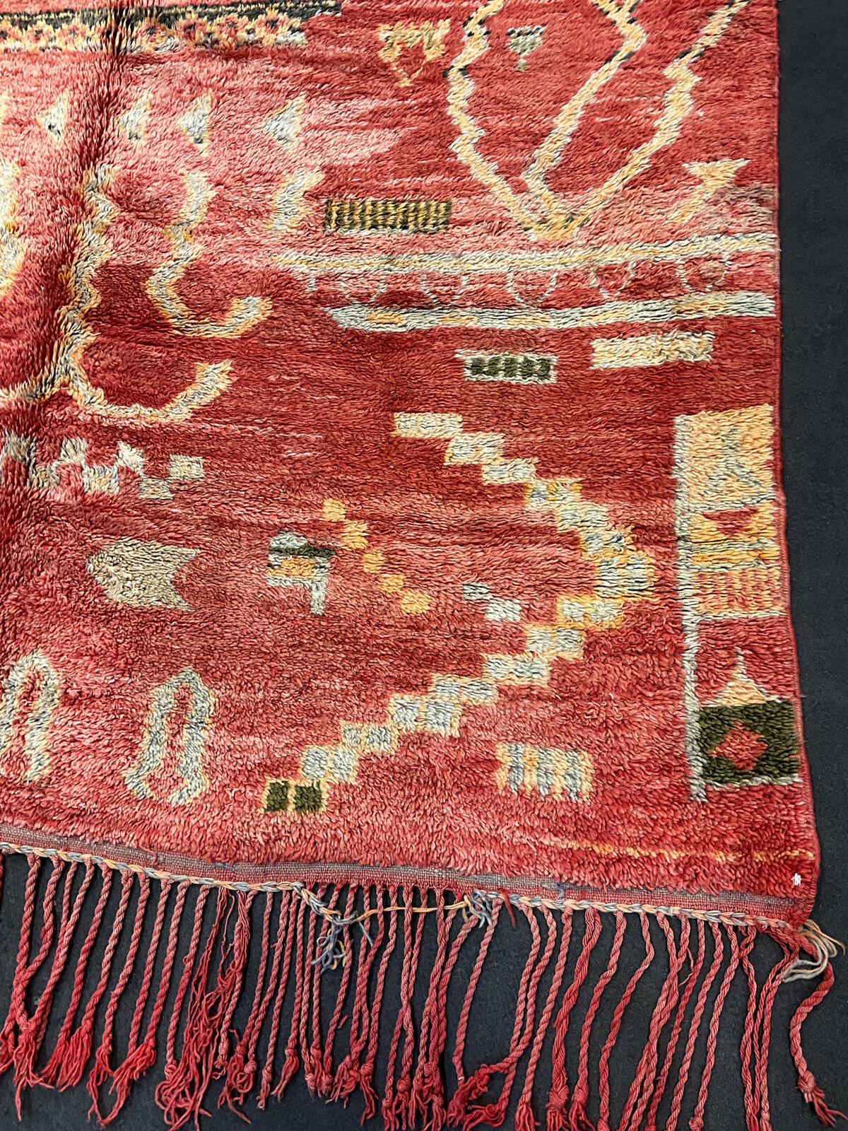 Moroccan / 14442 rug from the vintage moroccan series by WOVEN