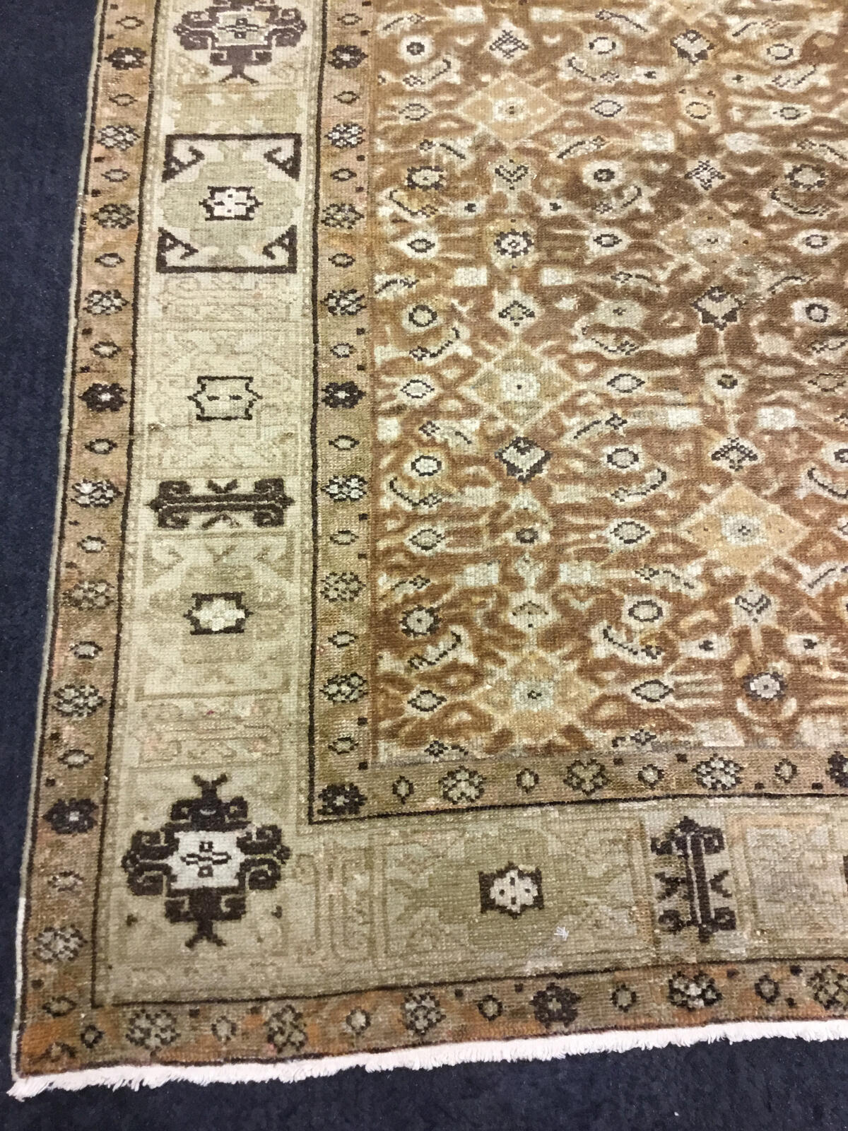 Mallayer / 14958 rug from the mallayer series by WOVEN