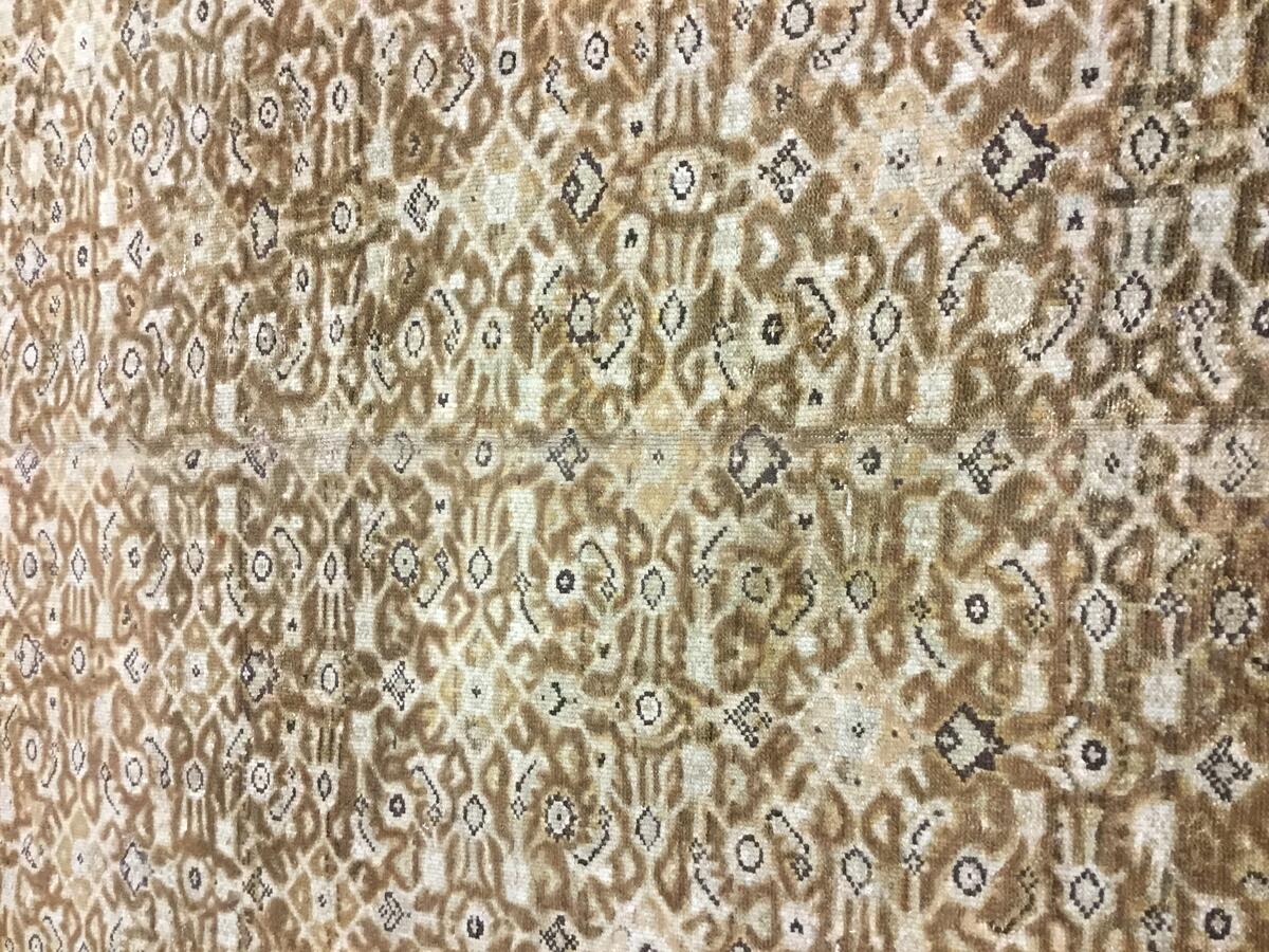 Mallayer / 14958 rug from the mallayer series by WOVEN