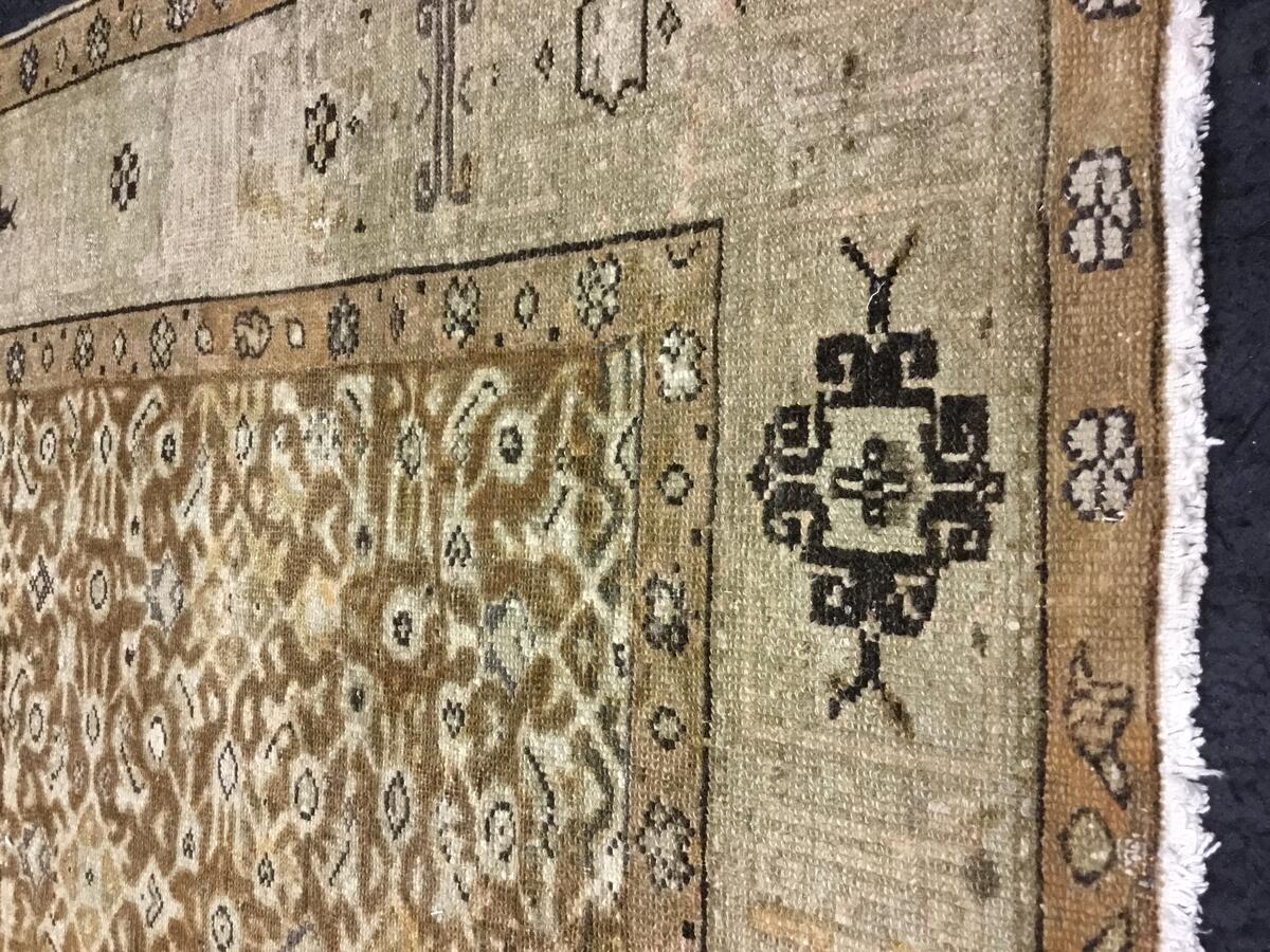 Mallayer / 14958 rug from the mallayer series by WOVEN