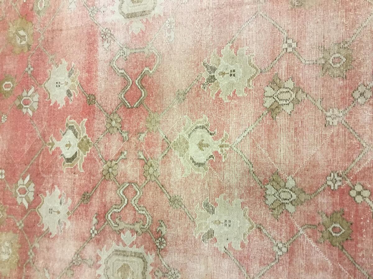 Agra / 15152 rug from the agra series by WOVEN