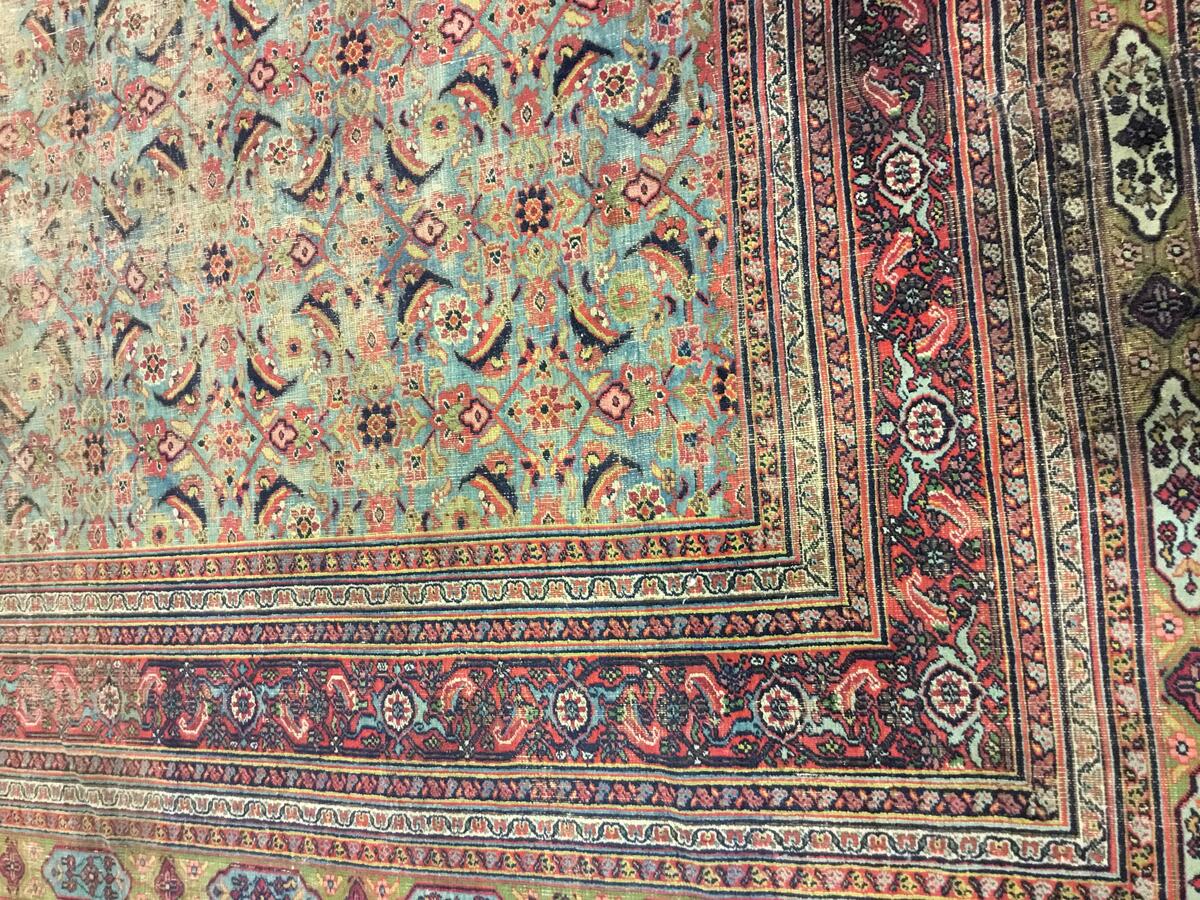 Dorokhsh / 17401 rug from the dorokhsh series by WOVEN
