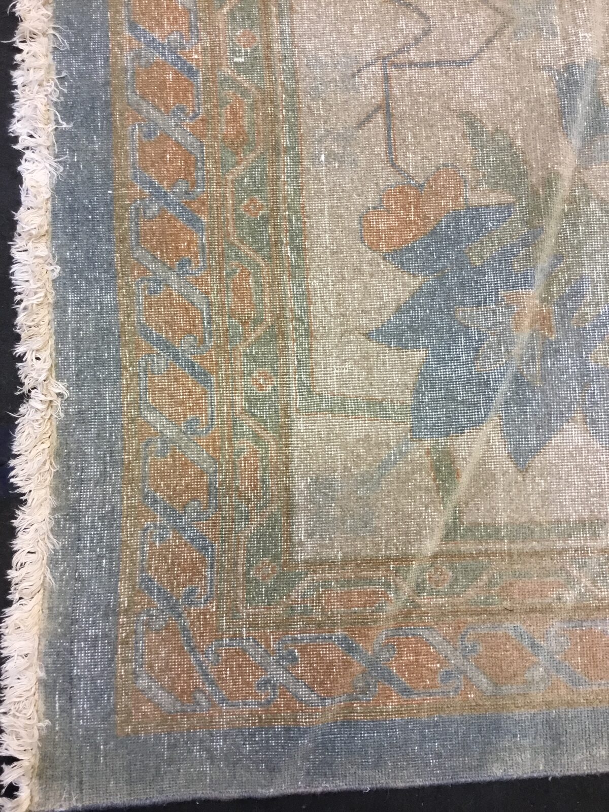 New Mahal / 17990 rug from the stonewashed distressed series by WOVEN