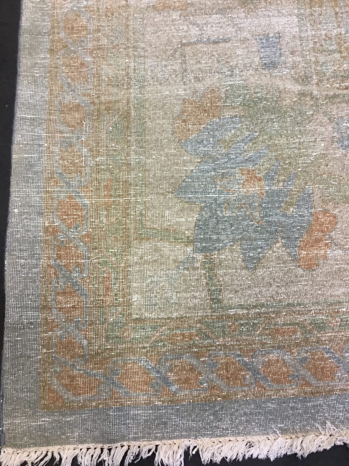 New Mahal / 17990 rug from the stonewashed distressed series by WOVEN