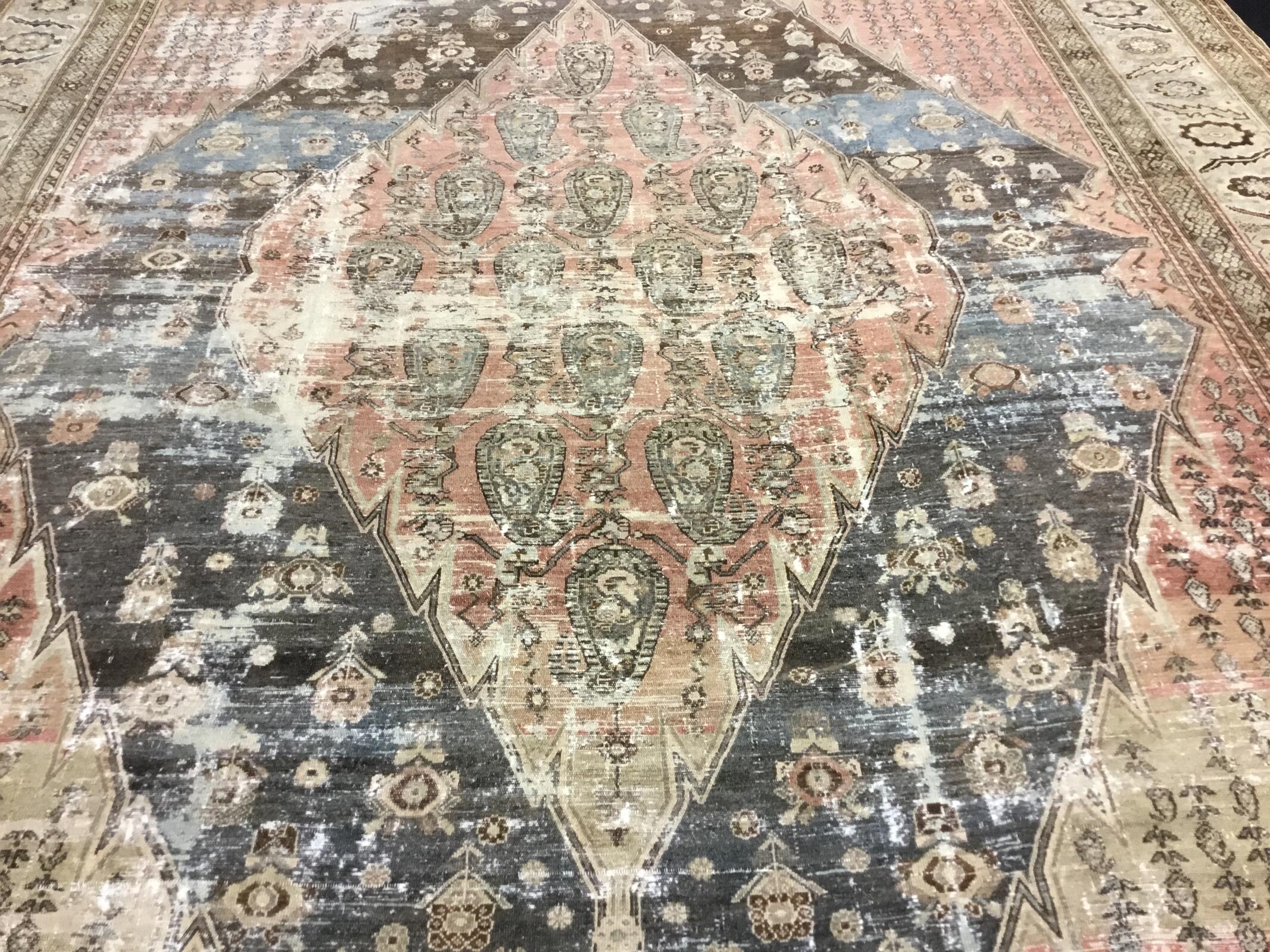 Mallayer / 19586 rug from the mallayer series by WOVEN