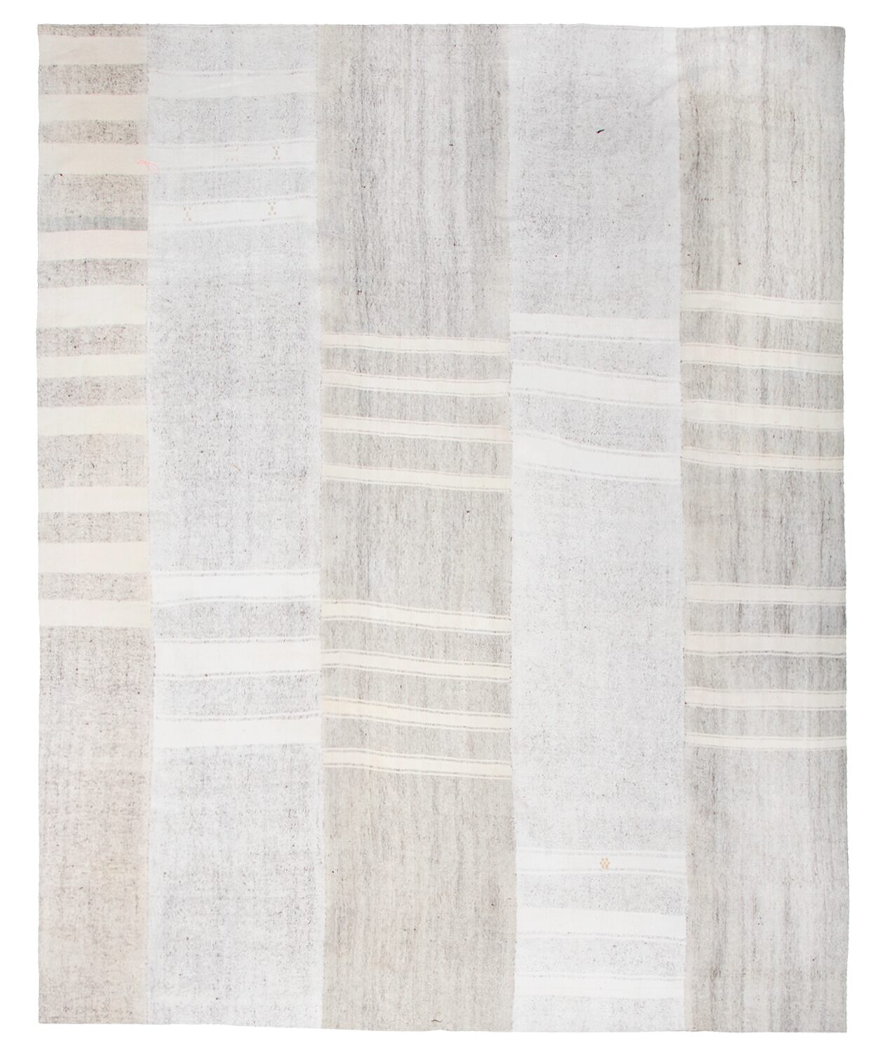 Vintage Modern Kilim / 19980 rug from the vintage kilim series by WOVEN