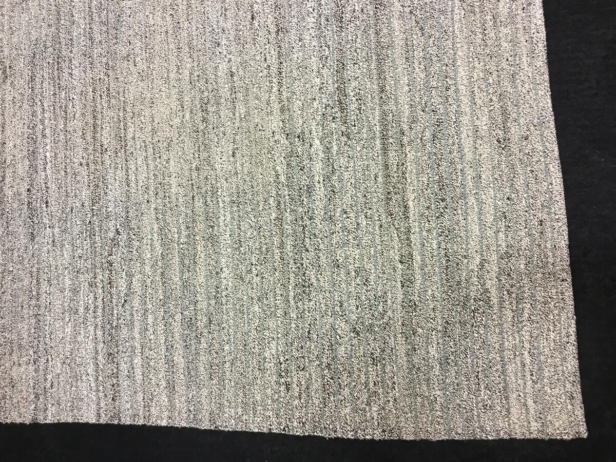 Modern Kilim / 21082 rug from the vintage inspired kilim series by WOVEN