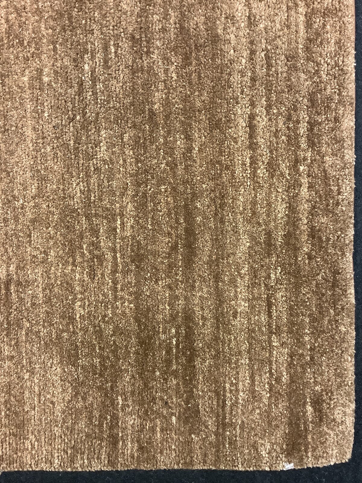Modern Rug / 22444 rug from the modern rug series by WOVEN