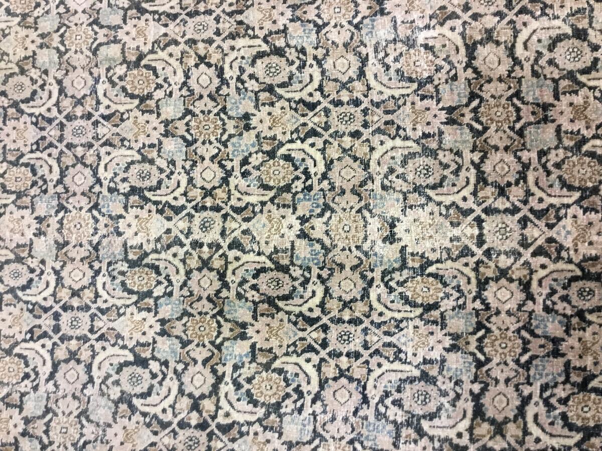 Tabriz / 22760 rug from the tabriz series by WOVEN
