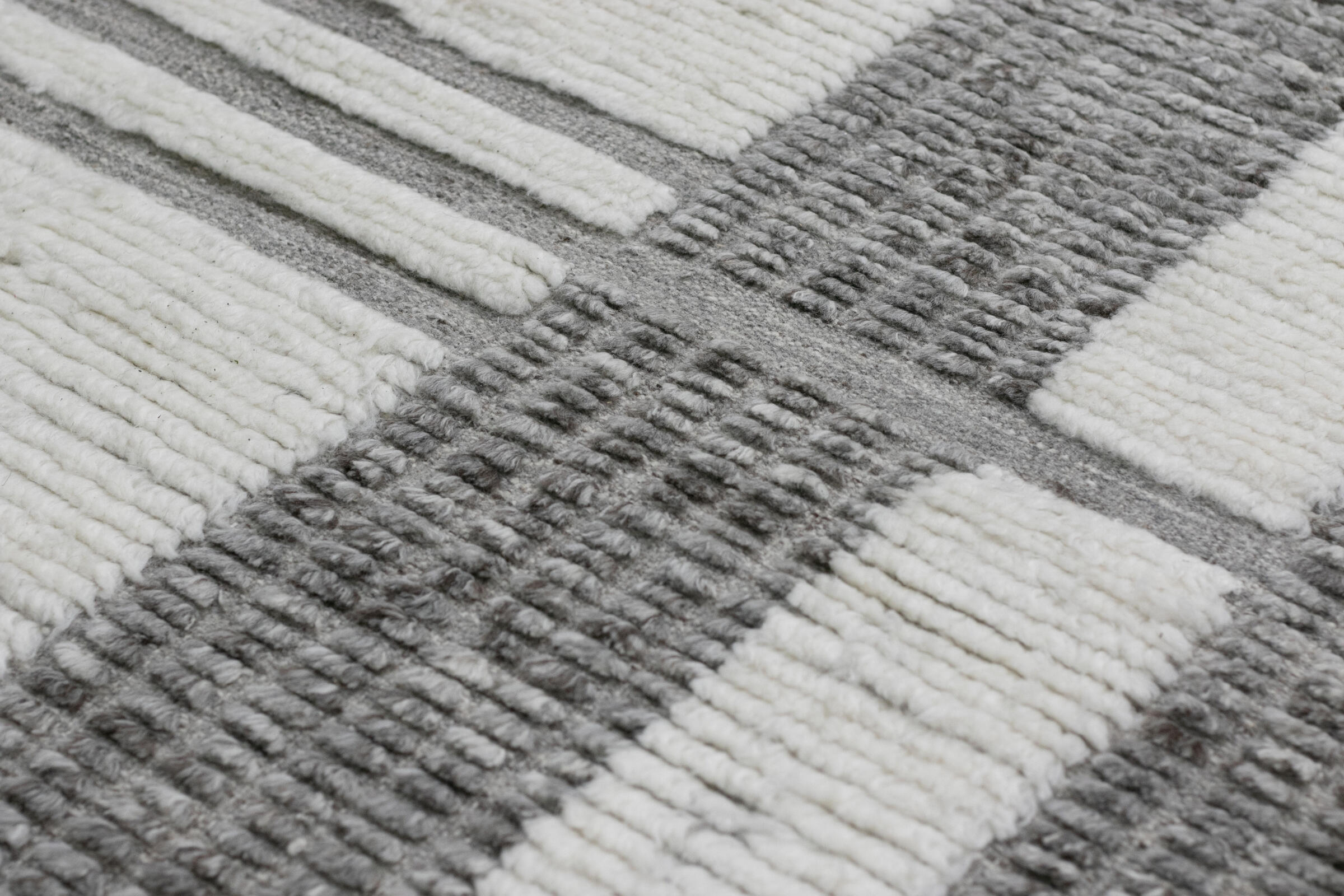 CETI - GRANITE rug from the lania series by WOVEN