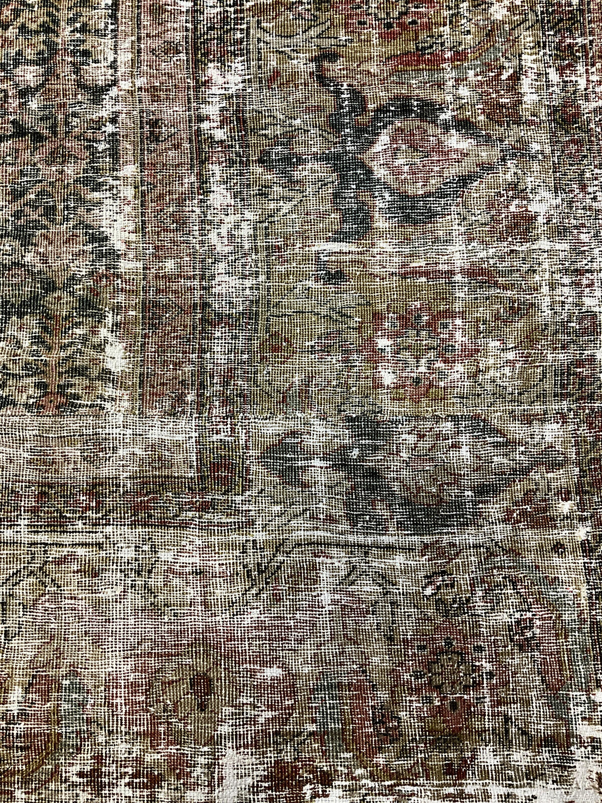 Mahal / 27606 rug from the mahal series by WOVEN