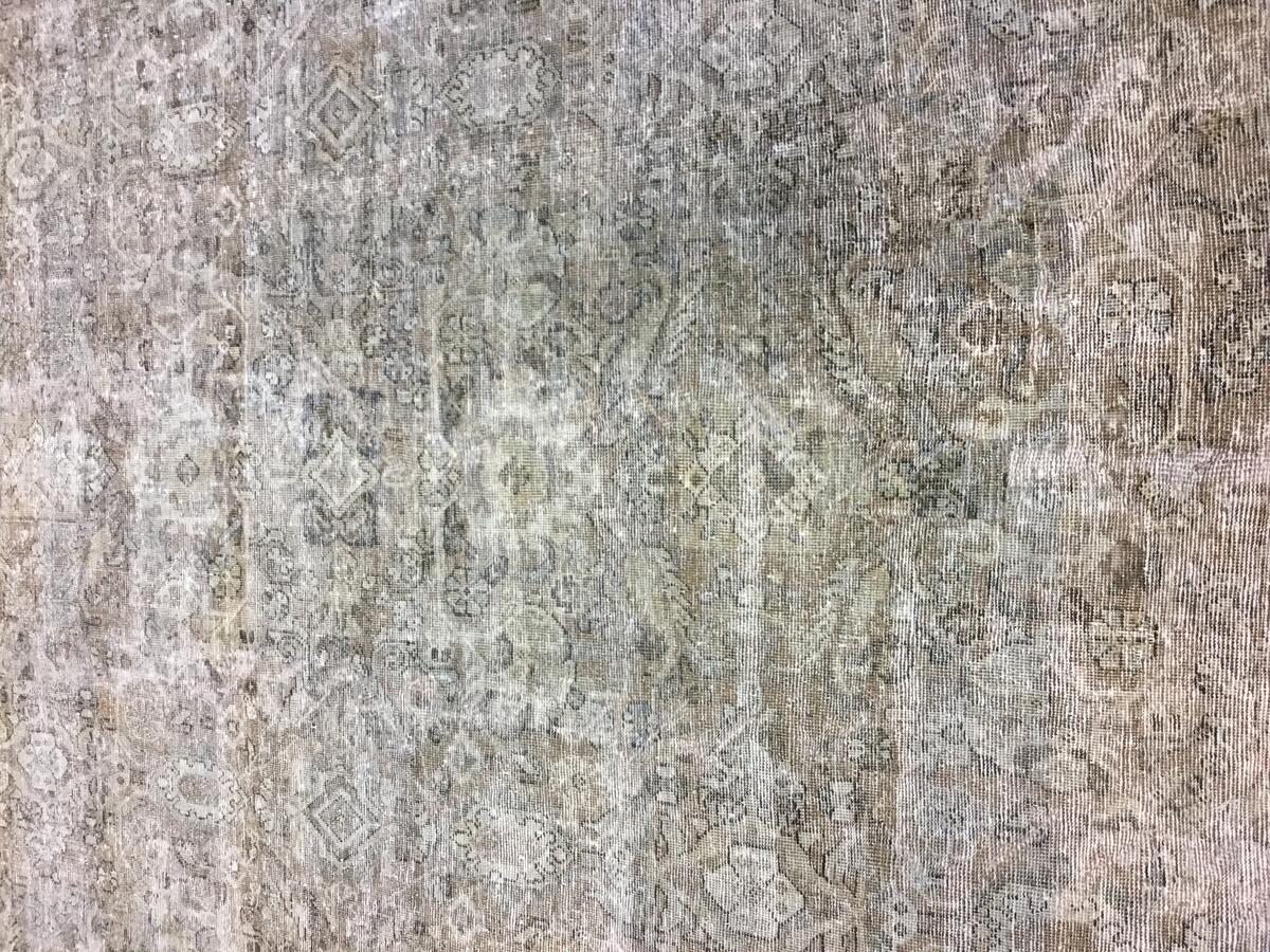 Mahal / 28433 rug from the mahal series by WOVEN