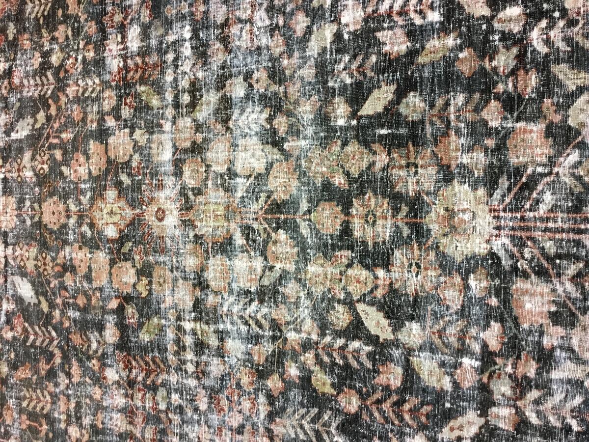 Mahal / 28440 rug from the mahal series by WOVEN