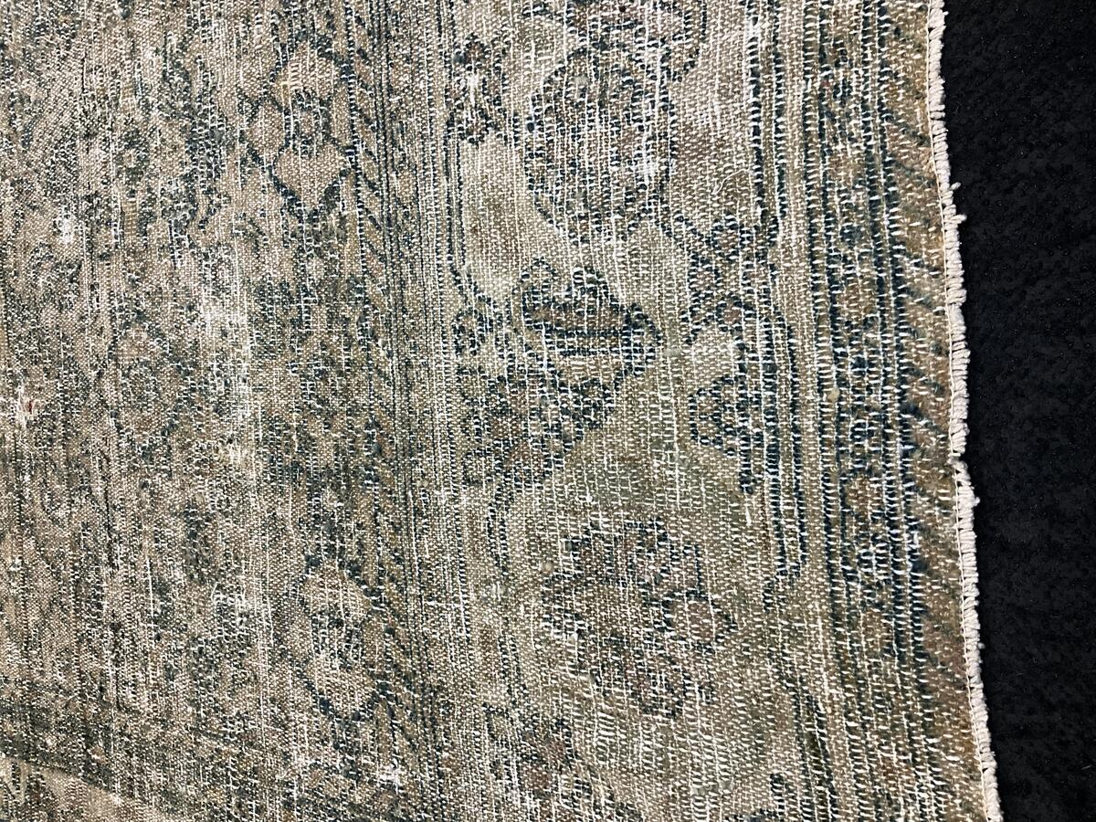 Mallayer / 29684 rug from the mallayer series by WOVEN