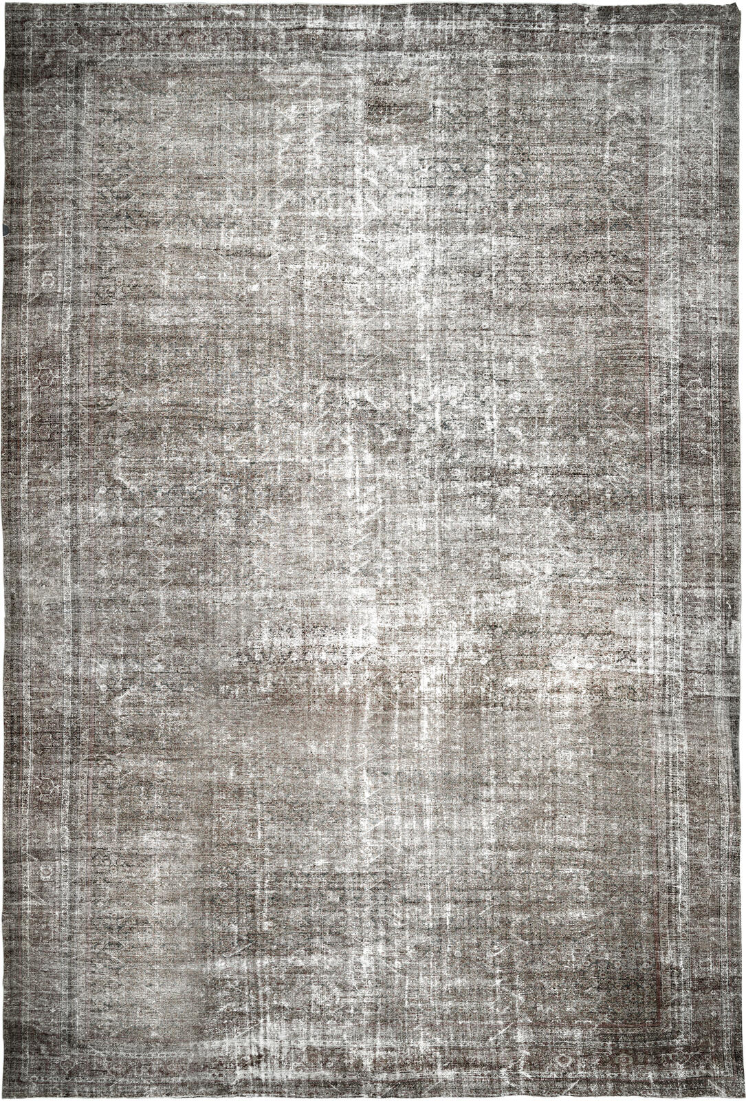 Mahal / 29874 rug from the mahal series by WOVEN
