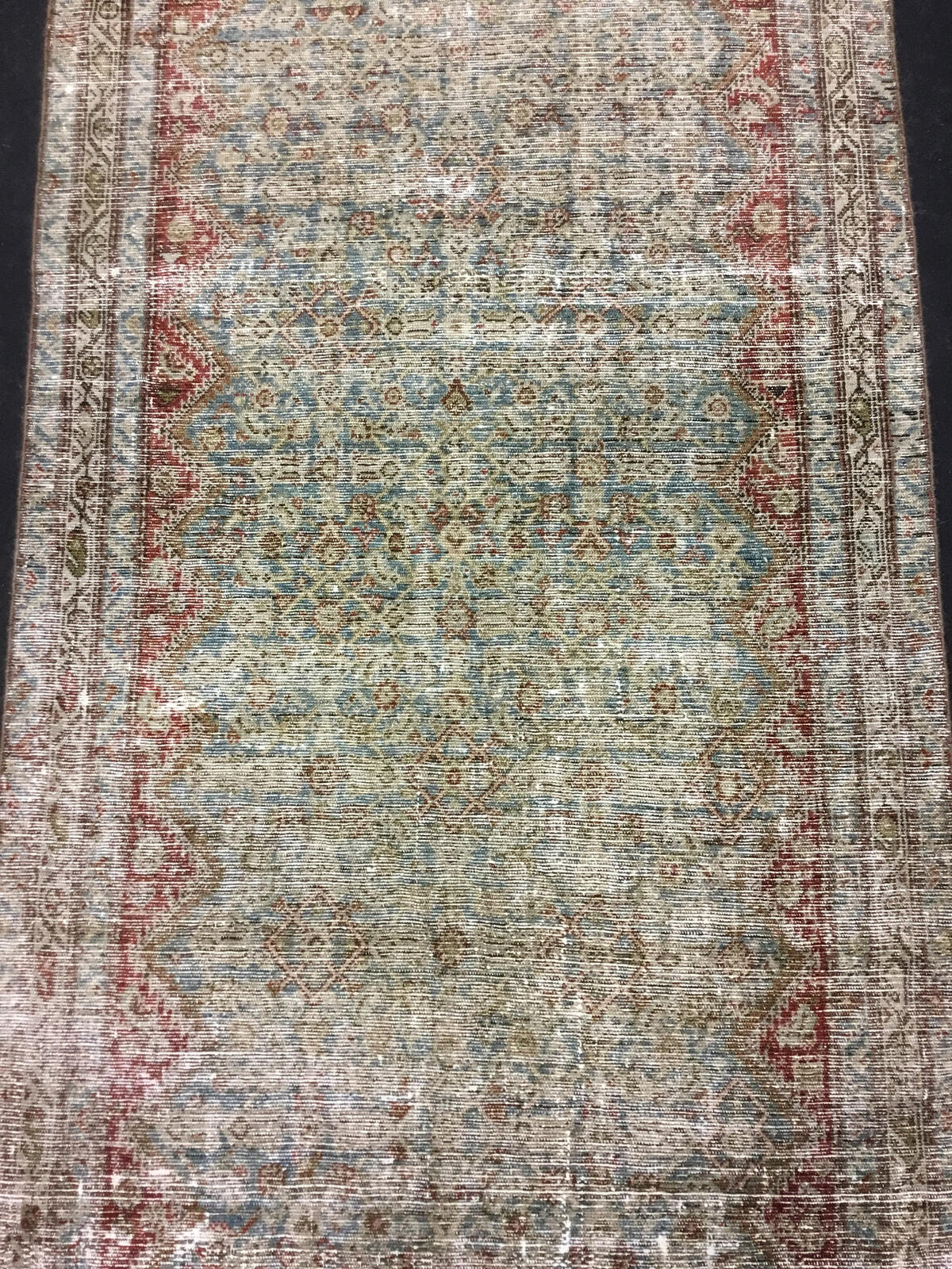 Mallayer / 32732 rug from the mallayer series by WOVEN