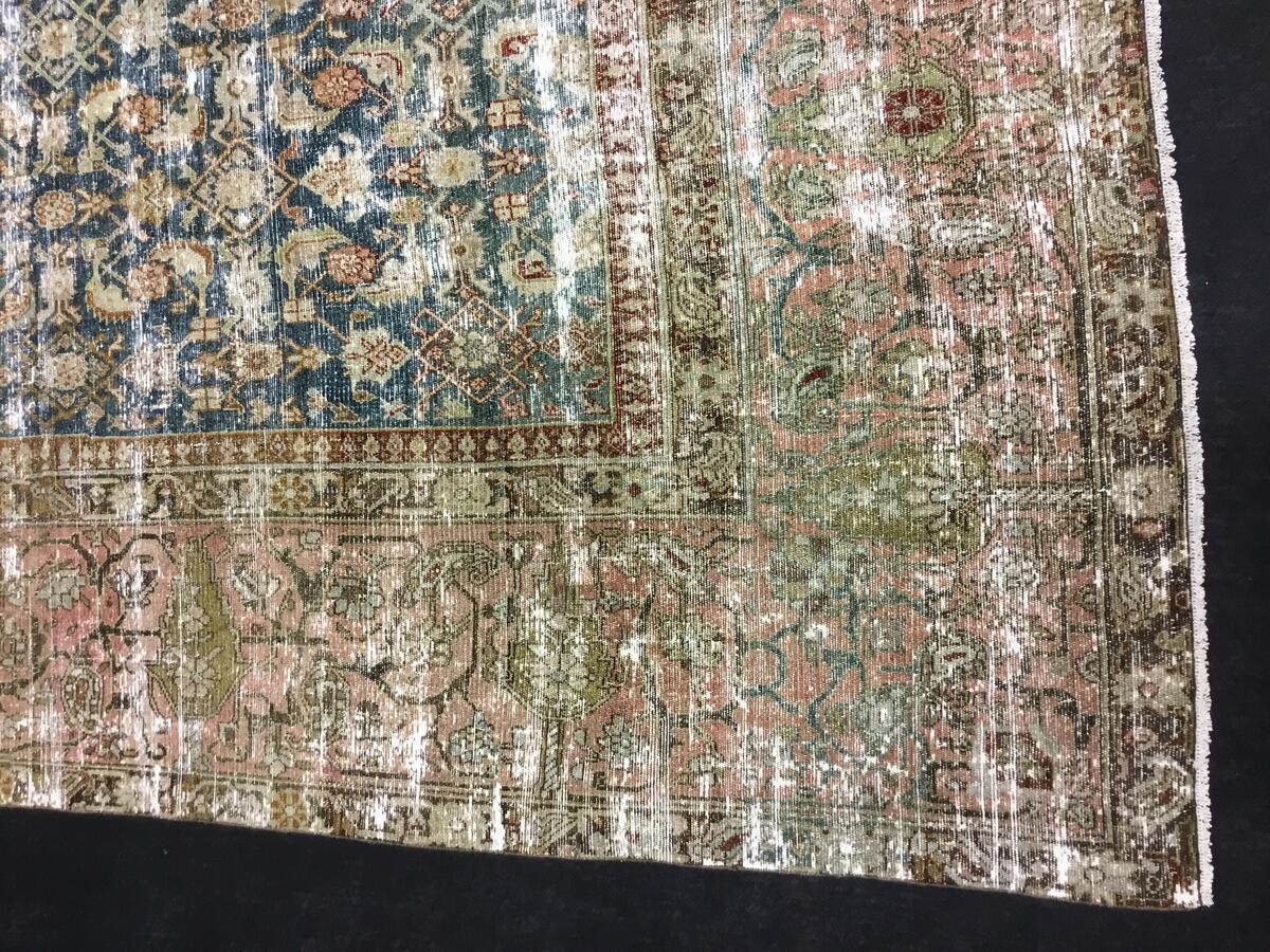 Mallayer / 32737 rug from the mallayer series by WOVEN
