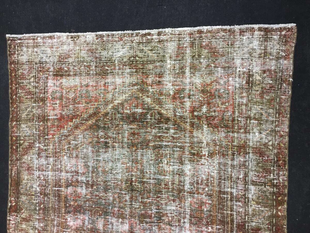 Mallayer / 32750 rug from the mallayer series by WOVEN