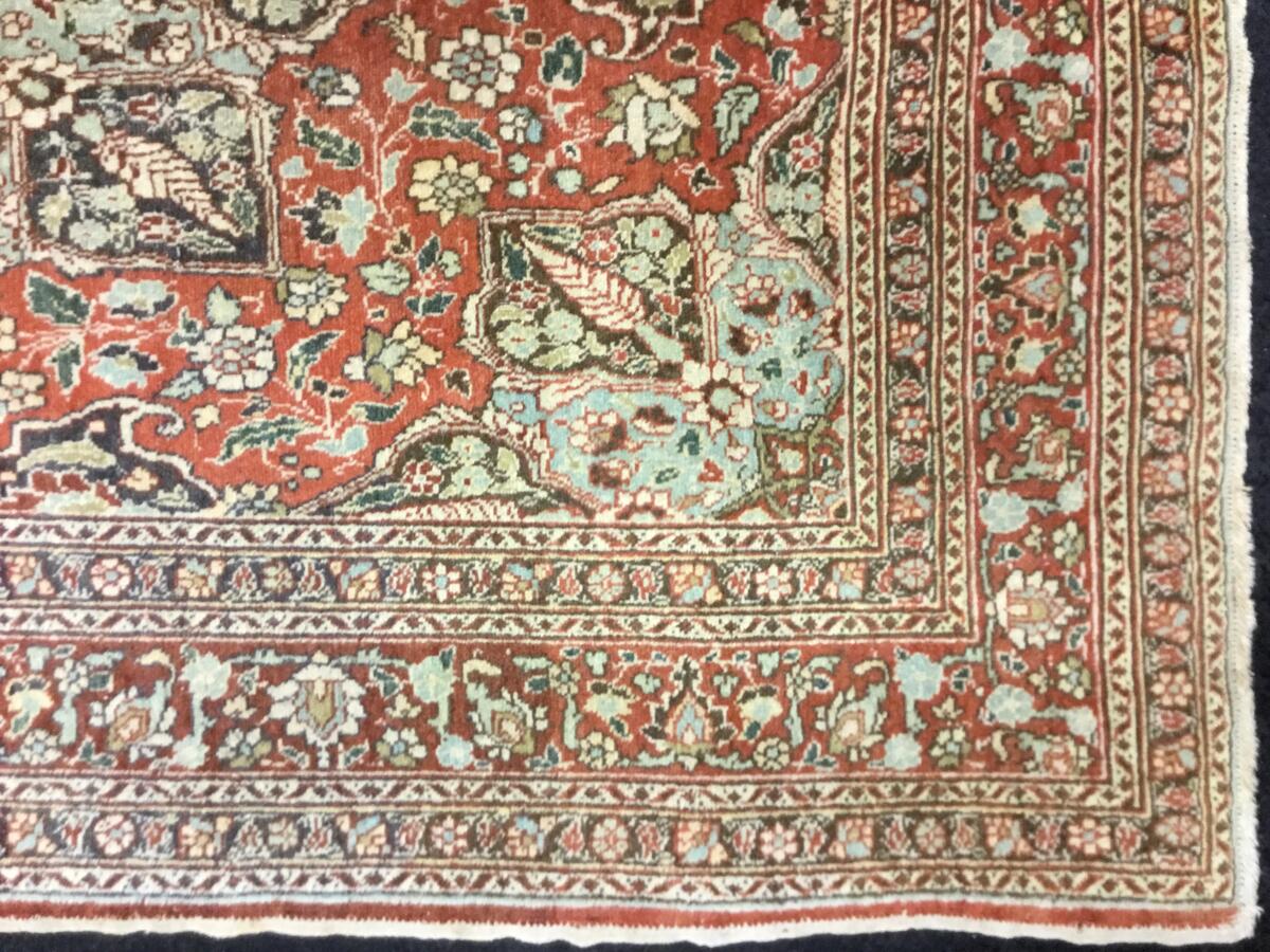 Tabriz / 33180 rug from the tabriz series by WOVEN