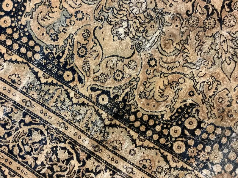 tehran / 11815 | WOVEN