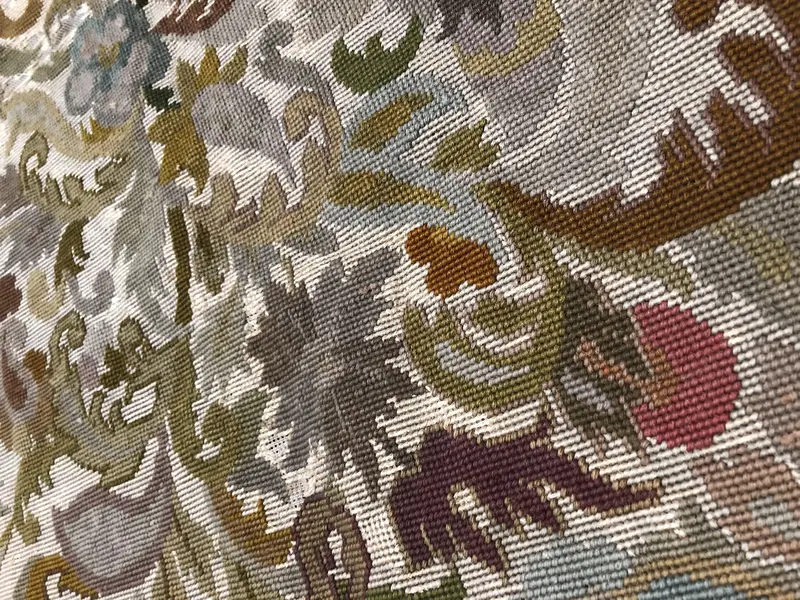 needle point / 12444 | WOVEN