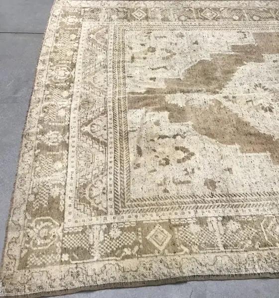 Oushak Vintage / 17106 | WOVEN