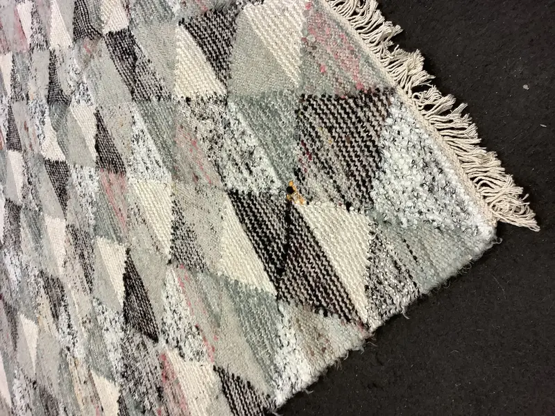 Modern Kilim / 19297 | WOVEN