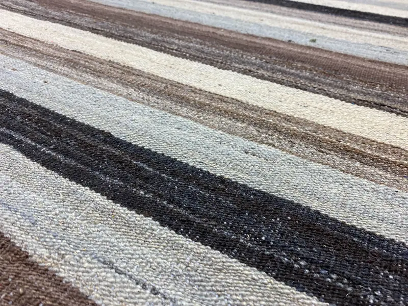 Modern Kilim / 19432 | WOVEN
