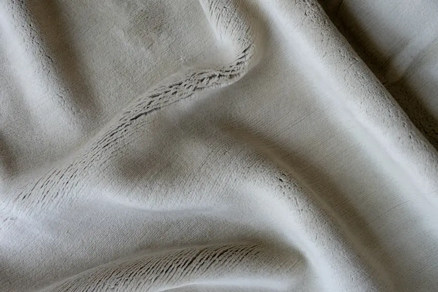SHEARED MOHAIR - PEARL | WOVEN