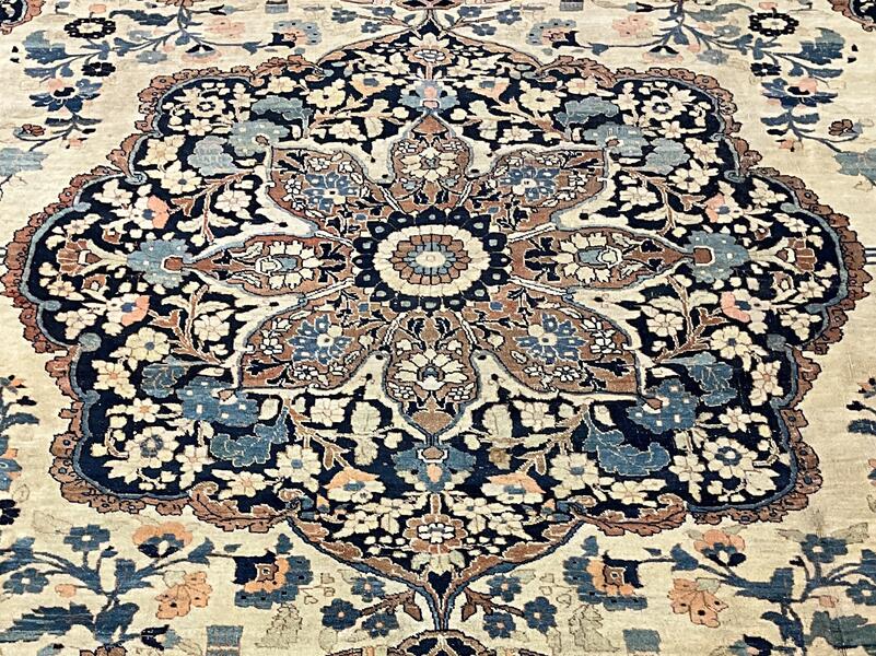 Tabriz Haji Jalili / 10188 | WOVEN