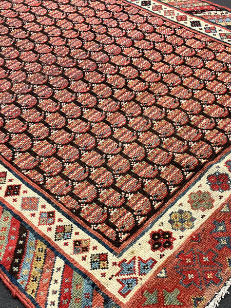 Caucasian / 28359 | WOVEN